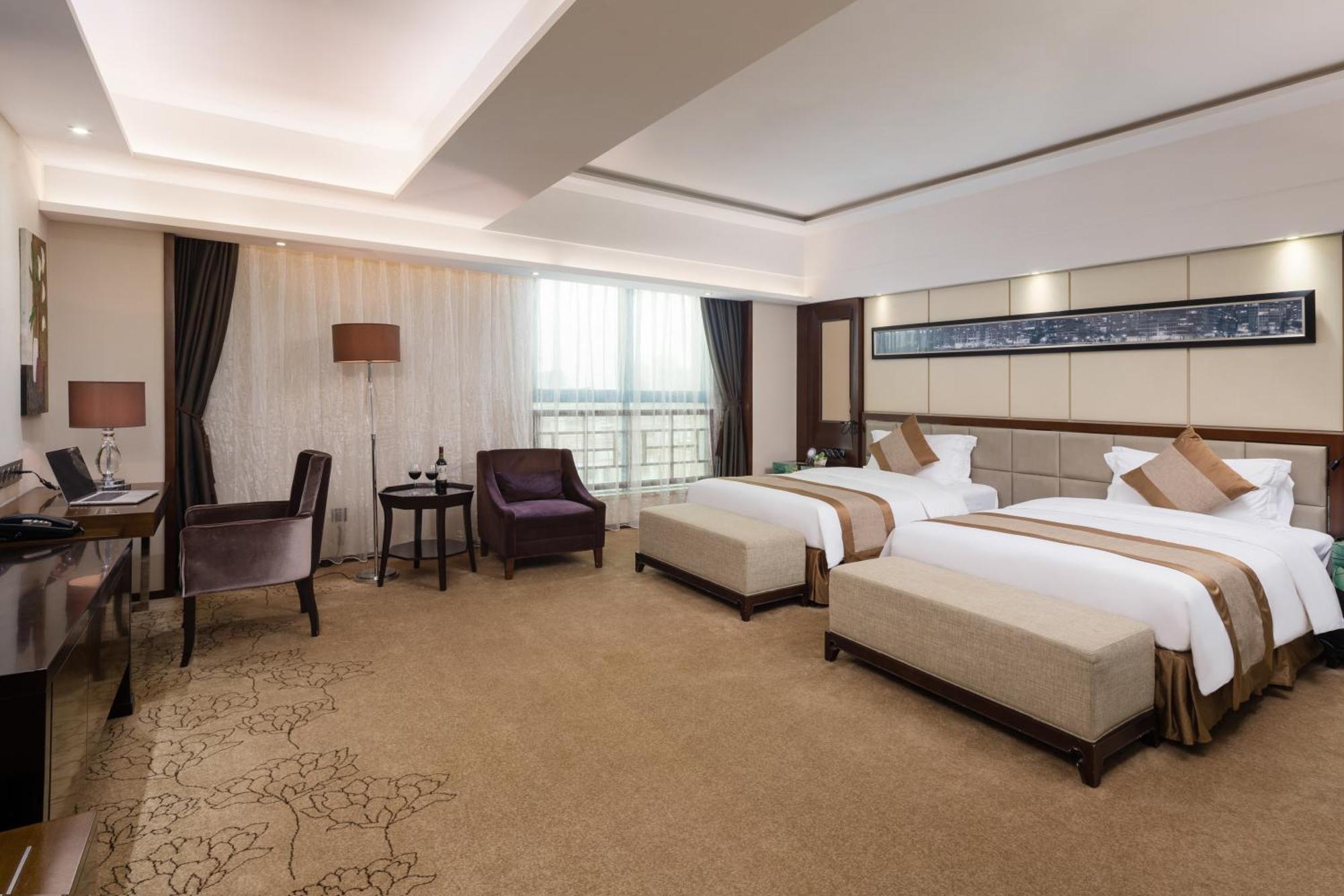 Maoming International Hotel Екстер'єр фото