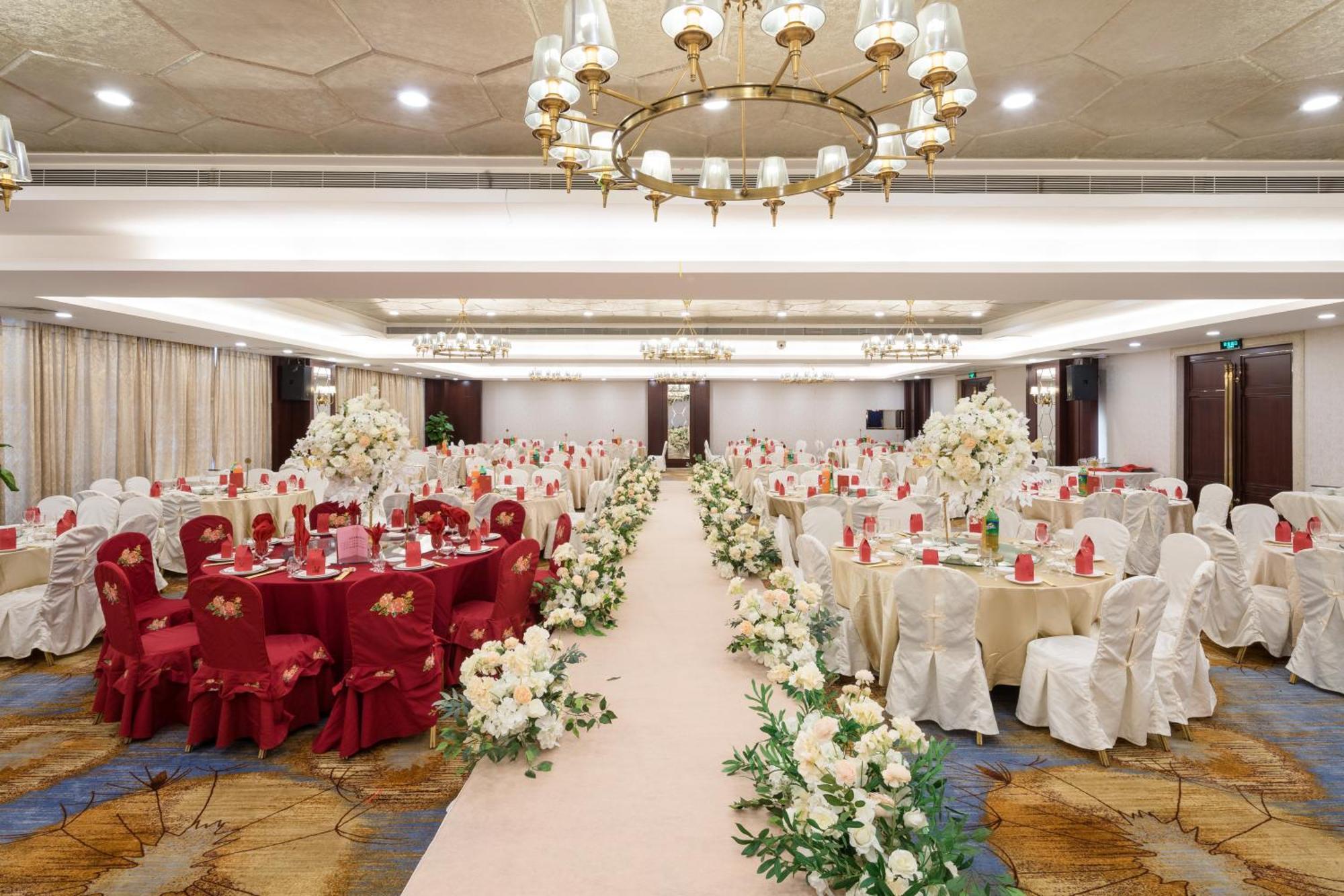 Maoming International Hotel Екстер'єр фото