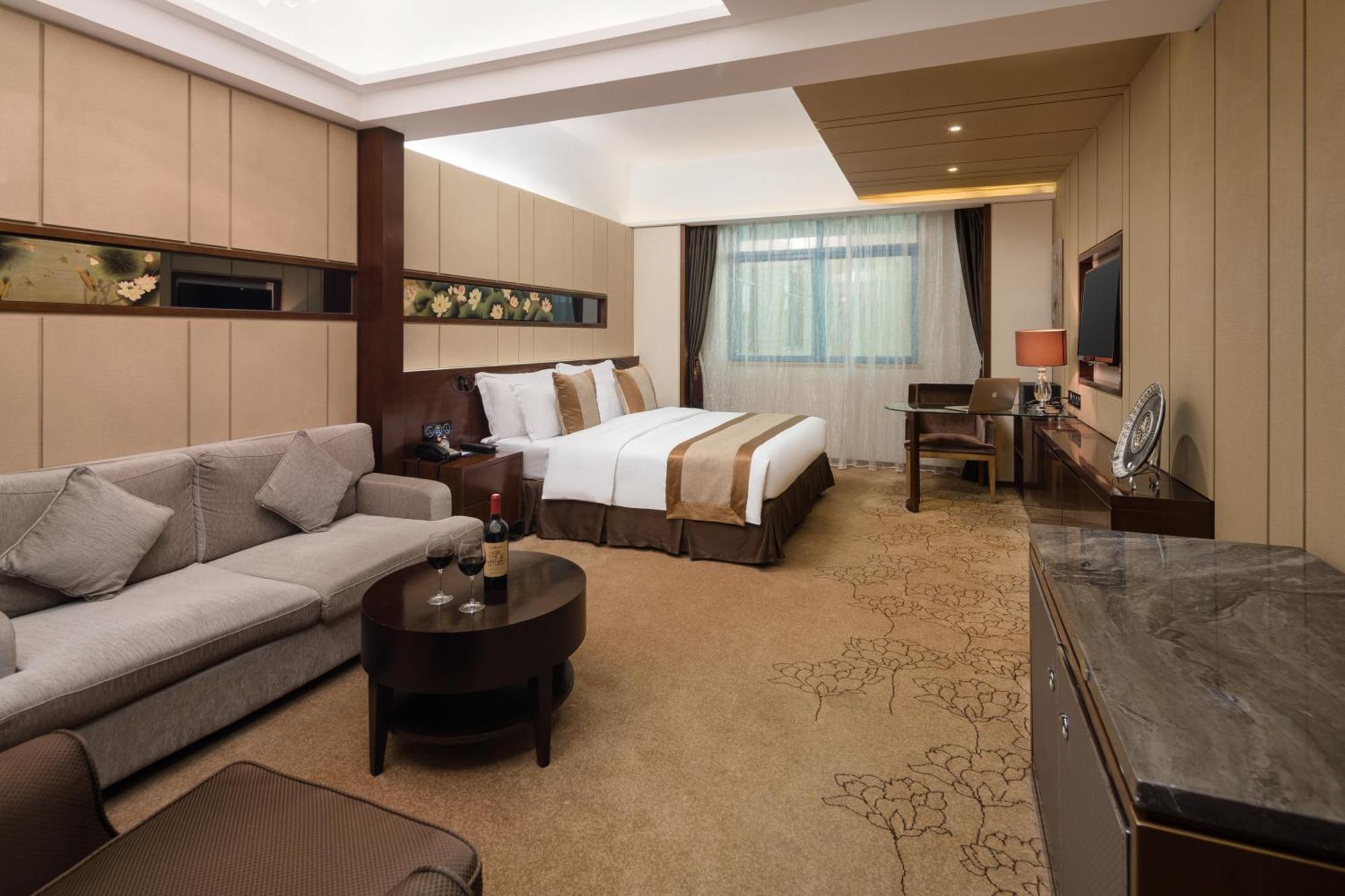 Maoming International Hotel Екстер'єр фото